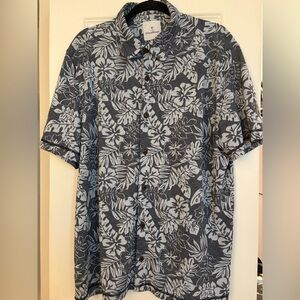 Caribbean Gray Floral Button Down Shirt